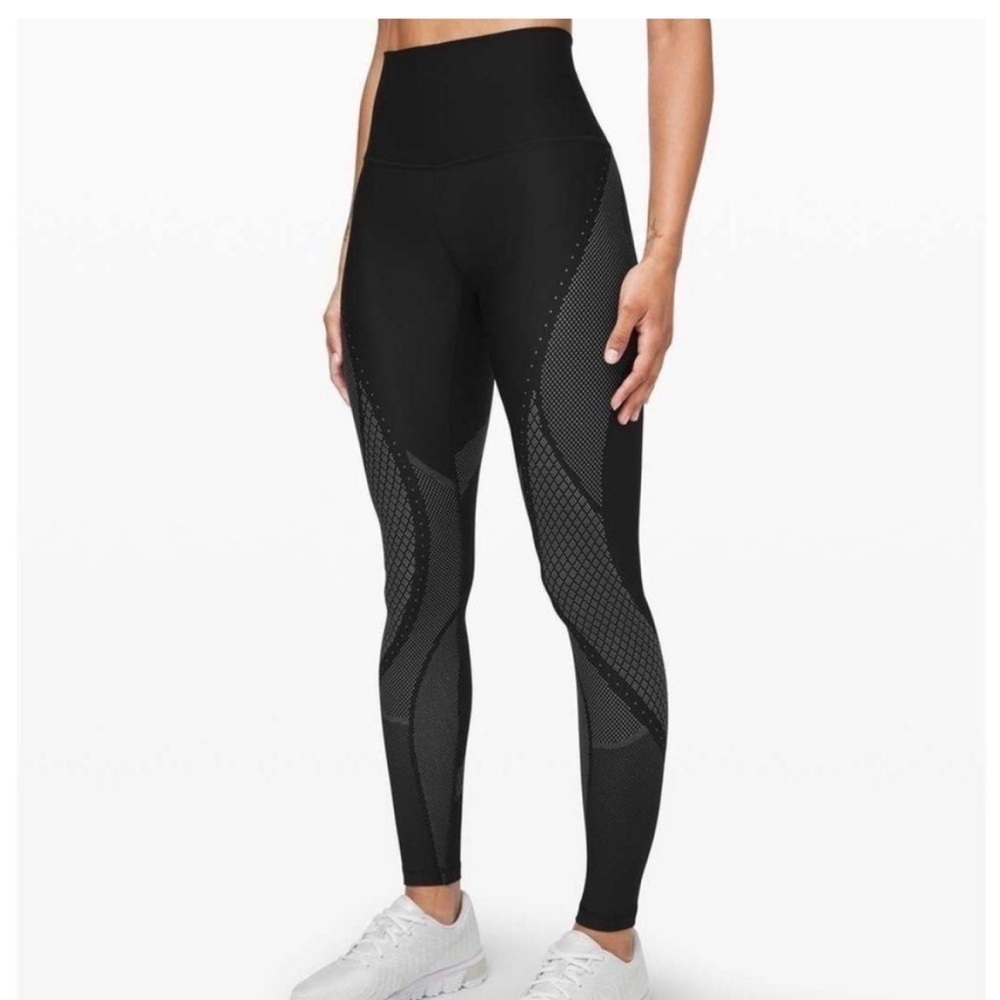 Lululemon mapped out HR tights